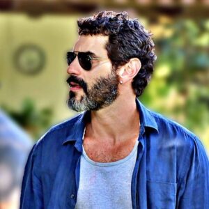 Nikolas Antunes Instagram - corre descansa bora respira