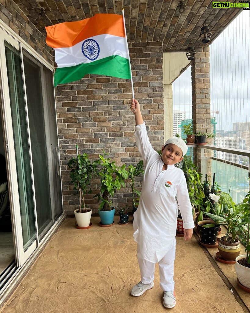 Nisha Rawal Instagram - 🇮🇳 Happy Independence Day!