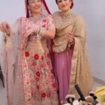 Nisha Rawal Instagram - Just 2 girls killing time in green room between the shots.. you can’t expect them to sit still can you ! #greenroom #dairies #bts . . . . . . . . #dance #instagood #festival #wedding #dress #celebrations #india #indianwedding