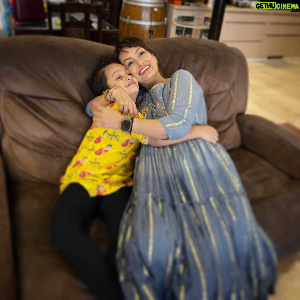 Nisha Rawal Instagram - ♥️ Kuch aisi beeti meri Janmashtami with my little Kanha! Leave a ♥️ if my captured memories brought a smile to ur face! Vlog Dekhogey? Toh ♥️ and a Yes