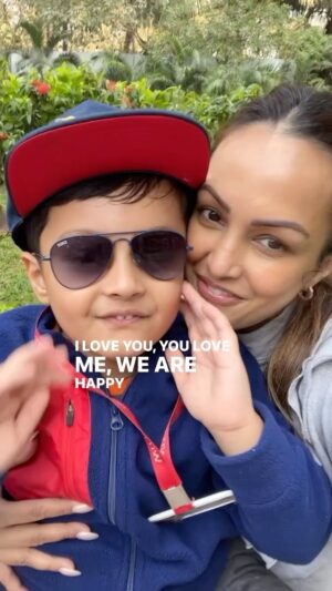 Nisha Rawal Instagram - ♥️
I love you @kavishmehra 
.
.
.
.
#NishaRawal
#NishaRawalReels