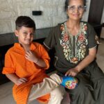 Nisha Rawal Instagram - ♥️ Gratitude! …for the loved ones …for the festivities ….for good health ….for the blessings #GanpatiBappaMorya