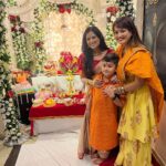 Nisha Rawal Instagram - ♥️ Gratitude! …for the loved ones …for the festivities ….for good health ….for the blessings #GanpatiBappaMorya