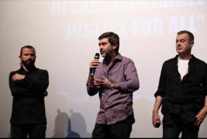 Nizam Namidar Instagram - #kurakgünler istanbul ilk gösterimini 19 kasım da #suçvecezafilmfestivali kapsamında yaptı. aynı film festivali kapsamında ikinci gösterim 21 kasım saat 19:00 da kadıköy sinemasında
@eminalperofficial @selahattinpasali @selinyeninci @babaogluerol @senocakerdem @eylul.ersoz @limanfilm @ayyapim @kadikoysinemasi