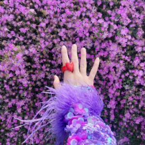 Noël Wells Instagram - ☔️ - 💐