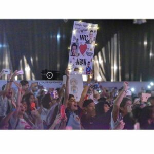 Noah Schnapp Instagram - cuz i don’t say it enough - thanks for being the best fans, all around the world🌎