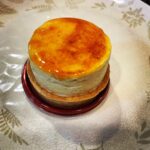 Nobuhiko Okamoto Instagram - 並ぶけどめちゃうまスイーツ #レピキュリアン #何のケーキが残ってるかは運 #ケーキ自体ない可能性もあり #幻のレピキュリアンとミルフィーユ #当然他のケーキも美味しかったっ #最初店名がなかなか覚えられずレプティリアンと言っていたがそれは特有の異星人の名称