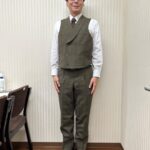 Norihiro Urai Instagram – ニュー衣装だぜへいへいへい
ネタ以外はベストだぜへいへいへい

#新衣装
#ν衣装
#初めてのダブルスーツ
#頭取感が強い
#今後ともよろしくお願いします