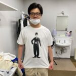 Norihiro Urai Instagram – 阪本と幕張の合間15分で買ったシャツ

#マユリカ
#幕張
#チャップリン
#オードリーヘプバーン
#色々見て回るとかせずこれ買ってすぐ戻った