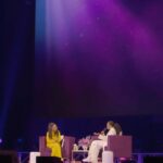 Oprah Winfrey Instagram - How many friends do you have at your kitchen table? I have @gayleking, so I was surprised @michelleobama had TWELVE! But her explanation makes sense. #TheLightWeCarry is available on @netflix now—open up your notes app while you watch cause you’ll be gaining a lot of forever FLOTUS wisdom!