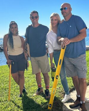Page Turner Instagram - We’re baccccccckkkkkkkk!! Yep!! @mitchglew and I are BACK on ROCK THE BLOCK on @hgtv Bayyyyybeeeeee!! @mitchglew 

Season 5: REDEMPTION!!! Why are we back???? ONLY TO WIN!!! 
Be afraid teams … Be verrryyyy afraid!! 🤣🤣🙏🏽👊🏽💪🏽

I must say, we are with some of the coolest teams ever though ❤️ So happy to be back with our neighbors and fellow Canadians from last year @sarahbaeumler & @bryanbaeumler and our new neighbors @thelyndsaylamb & @thelesliedavis and @keithbynum_ & @emuralit! 

Whew! This competition is going to be NO JOKE — Imma love to hate beating everyone’s BLEEEEEPPPPPPP! 🤣🤣 But I love Ya’all!! 🤣🤪
✨✨✨✨✨✨✨✨✨✨✨ #TeamPage&Mitch for the WIN!!