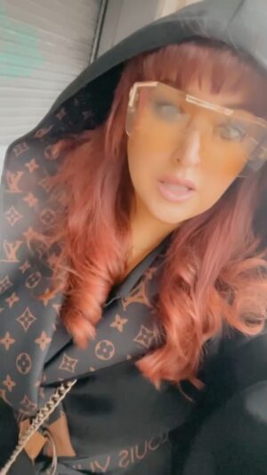 Paige Nicole Mayo Instagram - Rainy day musings in #Manchester ahead of @thisis_progress! ☔️ ⭐️ So much to look forward to at #Wonderbrawl!
