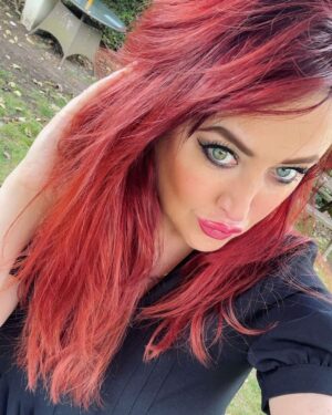 Paige Nicole Mayo Instagram - Taking selfies = my cardio 🏃‍♀️ Also! Let this selfie serve as a reminder that my #OnlyFans offer ends TODAY!! 🚨 
.
.
🎃 🍁 Enjoy 50% off your first months subscription to OnlyFans.com/SoCalVal! Where my #exclusive content is waiting for you. 💋 Join now and send me a DM! Link in bio!