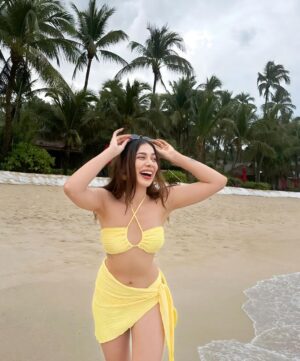 Palak Purswani Instagram - consider this a love letter to summer 💌💛