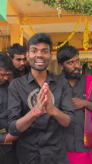 Pallavi Prashanth Instagram - ఇదే నిజం ఎవ్వరు ఏం చెప్పినా నమ్మకండి నాతో మీరంతా ఉంటే చాలు 🌾🥺🙏❤️ #livetoday #pallaviprashanth
