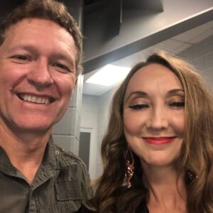 Pam Tillis Instagram - This guy is good as gold!
Every time I work with him I walk away thinking’ , now that’s a good man. Helluva singer too!
It’s funny, I worked with two Morgans this weekend.
It was time well spent.
Love working with all the great people I get to work with, our musicians and crew too!
#blessed #craigmorgan #gritsandglamour #lorriemorgan @cmorganmusic