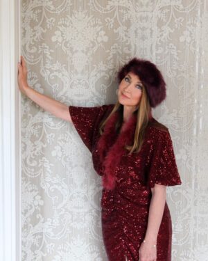 Pam Tillis Instagram - Last year during the lock down
I couldn’t muster up much excitement about decorating anything - myself included.
This year with the help of my niece Kat Westmoreland, I decided to get a little fancy like and do a photoshoot of some of my Christmas moods! #itsbeginningtolookalotlikechristmas