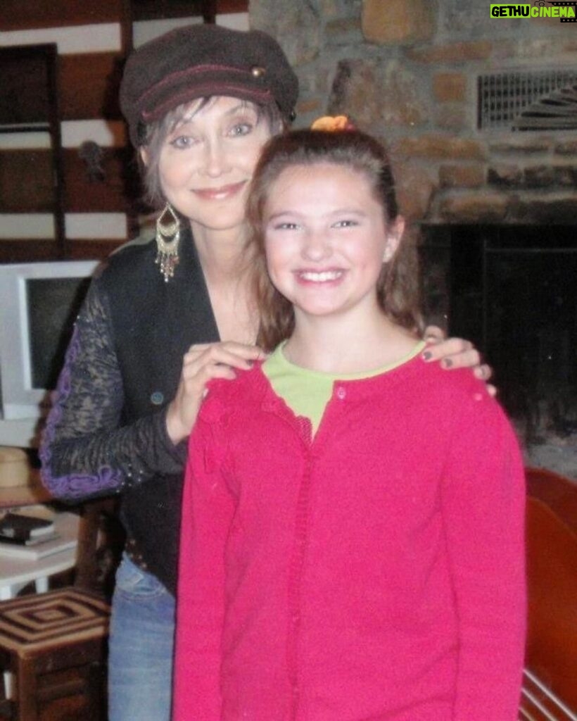Pam Tillis Instagram - I got a bunch of bluegrass kids to be in a Halloween video. The song was Monster and the Banjo. Swipe ➡️ She was good then; she’s great now. Anyway, as soon as she was old enough to play casinos, she joined the band. Fiddle, stand-up bass, flat top picking , claw hammer banjo. And oh yeah, she’s also the goat milking champion of Cheatham County! Repost: Not much has changed in 12yrs….. @pamtillis ➡️ swipe