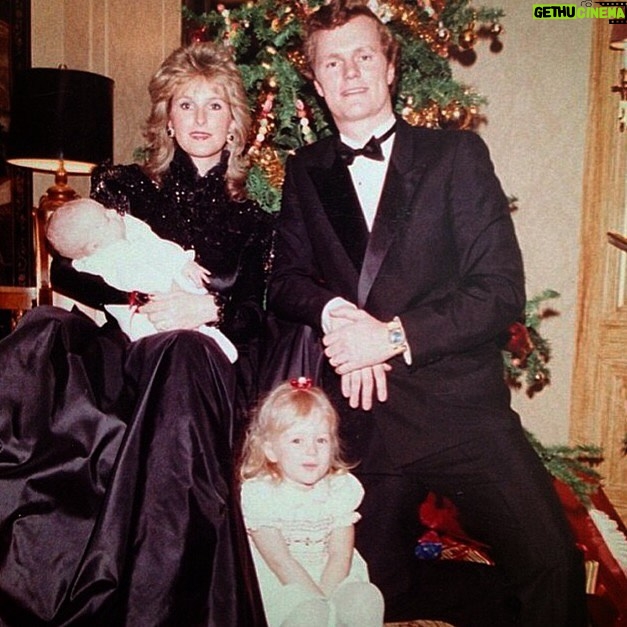 Paris Hilton Instagram - From Christmases past 🥰🎄❤️ So grateful for these memories with my family. These are the happy moments I’m so excited to now recreate for Phoenix and London 🥺