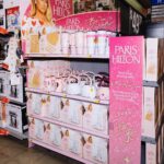 Paris Hilton Instagram - What is @Walmart? Oh right... that’s where they sell Paris Hilton Cookware! 💕🍳 What is your favorite piece in my new collection? ☺️ #ParisHiltonCookware #ThatsHot