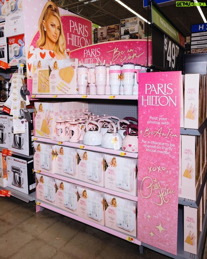 Paris Hilton Instagram - What is @Walmart? Oh right... that’s where they sell Paris Hilton Cookware! 💕🍳 What is your favorite piece in my new collection? ☺️ #ParisHiltonCookware #ThatsHot