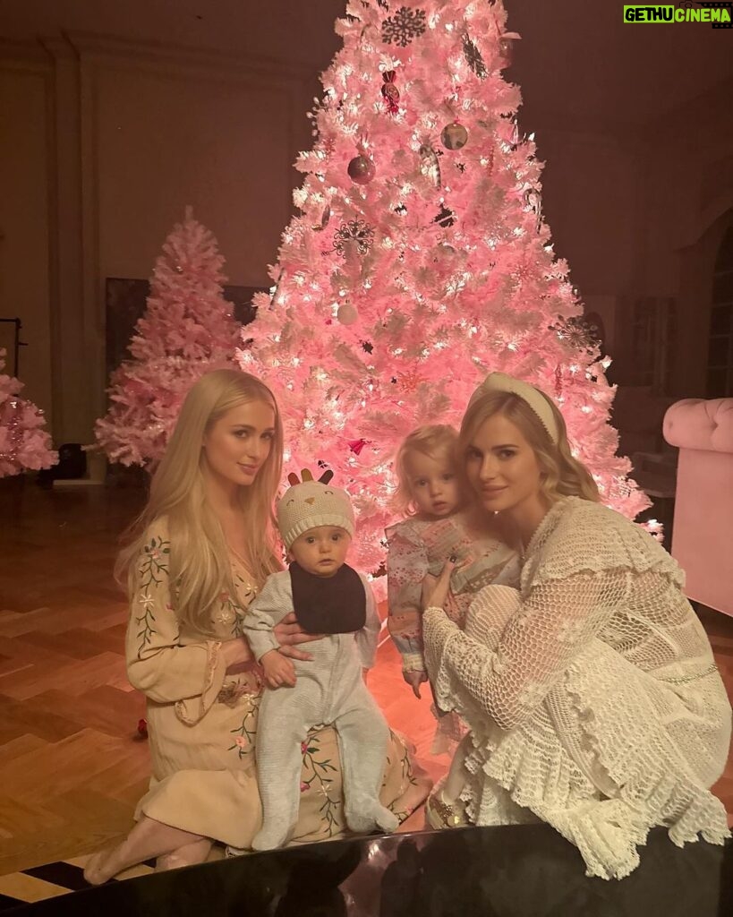 Paris Hilton Instagram - Celebrating our baby girl London with a pink Christmas! 💕💕🎄💕💕