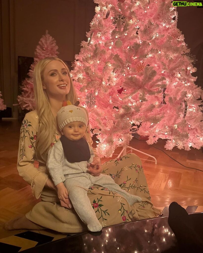 Paris Hilton Instagram - Celebrating our baby girl London with a pink Christmas! 💕💕🎄💕💕