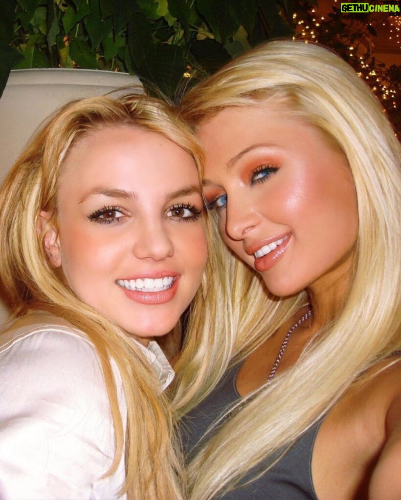 Paris Hilton Instagram - 17 years ago, Britney and I created the selfie! 👯‍♀️🤳🏻 Tag me in your most epic selfies to celebrate the most iconic invention 🔥✨