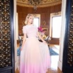 Paris Hilton Instagram - I can't wait for you all to watch the new season of Paris in Love!💕 #ParisinLove #LovesIt @Peacock 📺