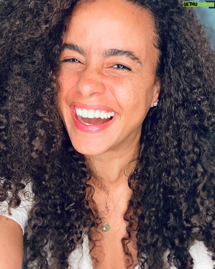 Parisa Fitz-Henley Instagram - Underrated mental health tool and cognitive booster: PLAY I’m serious! Google “science of play” and you’ll find references to studies proving all these amazing benefits that I inconveniently and constantly forget about! 🤡🎉 I’m working (hehe) on bringing more play into my life — whether in my occupation or in my free time. I know this might sound odd in the face of stereotypes about our work, but for a lot of artists (and scientists, and teachers, and healers, and entrepreneurs and and and), real free time can feel scarce. The side gigs a lot of us have are no joke (😜), but the fact that we’re always ‘on’, absorbing, contemplating, reassessing, optimizing, conceptualizing, balancing creation with paying the bills — even working with our literal dreams to see what they have to tell us — can mean we miss opportunities to be UN-intentional, silly, wild, naughty, messy and in the moment. Sharing this moment when I just let myself enjoy the absurdity of life. Because I’m writing about it I’m now remembering the beautiful bowling ball I recently received and how I need to schedule time to go bowl with it because it’s so much fun. 🎳💫 In the meantime I’m going to figure out how to feel playful while prepping a chicken for dinner…. Ok someone’s getting on my table tonight in a bikini and it’s not gonna be me!👙🍗 I’m feeling it! 🥳 My unsolicited advice for today: GO PLAY! Even if it’s the smallest thing! Even if it’s at work! Even if it’s doing something weird with a chicken… um……. Have fun! 🥳 XOXO, P. Image description: Slide 1: Close up of me, laughing big time toward camera. I have light brown skin, dark brown eyes and dark brown curly hair. I’m wearing my favorite white t shirt that is at this point basically Swiss cheese. Slide 2: A seasoned, roasted spatchcock chicken in a roasting pan. The chicken is wearing a bikini made of fresh cilantro. There’s another cilantro bikini underneath it but after baking it looked more like what a bikini might be covering so I refreshed it. 😜