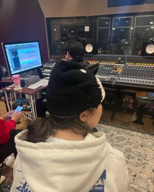 Park Moon-chi Instagram - P.R.O.
나. 그리고 ... 덜보기