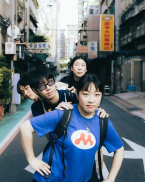 Park Moon-chi Instagram - 이친구들 아예 즐겁네,,
下次還會去玩的！