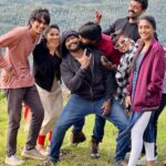 Parveen Instagram - Varam kepom 🎶🤍 #kanakaanumkaalangal @disneyplushotstartamil #kkk #season2 #yercaudtrip #shootingtime #fun #photography Yercaud Hills, Tamil Nadu