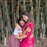 Parveen Instagram – With Malar miss♥️ @_.parveenofficial._ akka
.
.
VC @abeneya_official ❤️
Saree from – @haveurstyle 
#vannarapettayila #sk #aditishankar