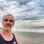 Patrice Godin Instagram - Course du matin. Moody Beach, Maine. Je vivrais là pour toujours 🙏🏻😎 #ocean #course #zenendurance