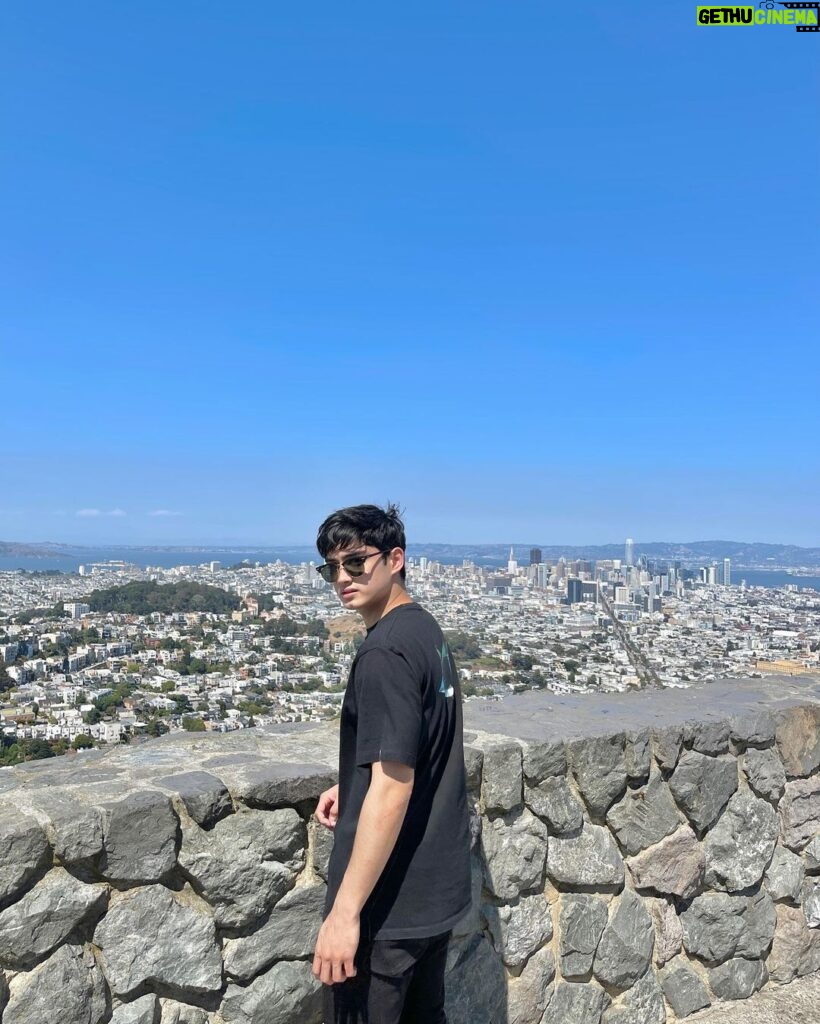 Patrick Quiroz Instagram - Stroll around with this city view San Francisco, California