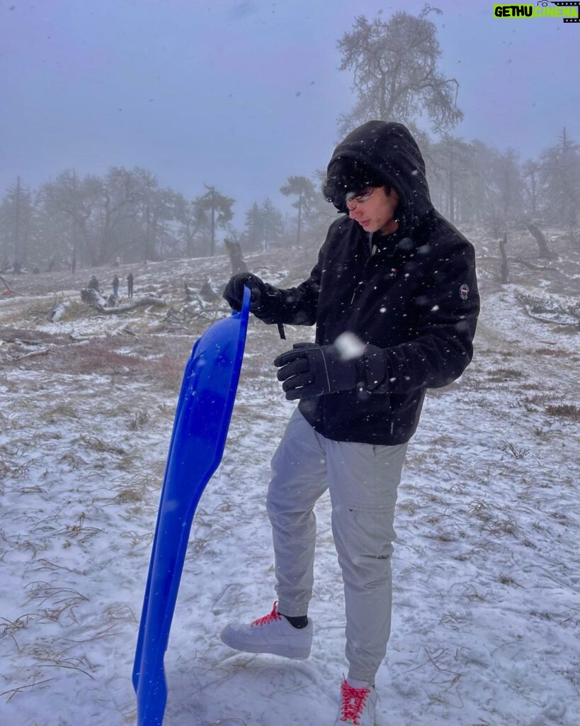 Patrick Quiroz Instagram - 🥶