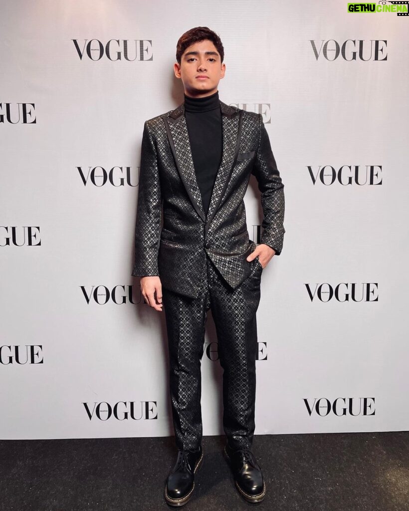 Patrick Quiroz Instagram - Wearing Francis Libiran ( @francislibiran8 ) for Vogue Philippines welcome party. #VoguePHWelcomeParty #VoguePhilippines
