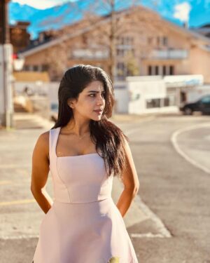 Pavithra Lakshmi Instagram - Wishing you a Merry Christmas all the way from Switzerland 🇨🇭