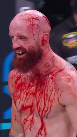 Peter Queally Instagram - Posted @withregram • @bellatormma 🇮🇪 @PeterQueally is as 𝙜𝙧𝙞𝙩𝙩𝙮 as they come!

"The Showstopper" looks to add another major name to his hit list. Can he beat @BensonHenderson on September 23rd? 

See you at The @3ArenaDublin. 👋