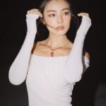 Phạm Nguyễn Lan Thy Instagram - “Cinderella trước khi mất giày” Trong chiếc váy @chatsbycdam và trang sức từ nhà @pnj_jewelry Fashion show @ellevietnam 💄 @_khanhtq_ 📸 @hainguyenstudio _______