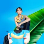 Phoebe Yuan Instagram - 來個獵奇新鮮的玩意兒😎✌🏾 @Longchamp @toiletpapermagazineofficial #LongchampXToiletPaper #PopRevolution