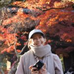 Phoebe Yuan Instagram - 覺得2023年對我來說，是意識到新世界、內心充滿衝擊的一年。 但同時也發現，當在人生中產生一些疑問的時候，只要能夠意識到這件事情，然後誠實的面對自己的所有狀況，就已經走在解決問題的道路上了。 期許2024能從問題中更了解自己、從感激中獲得更多豐盛、從挫折中獲得溫柔穩定的力量、從幫助別人中得到快樂、從愛中感受萬事萬物的奇蹟。 共勉。 👔： @her.byh 💼： @polene_paris #2024newyear #新年新希望
