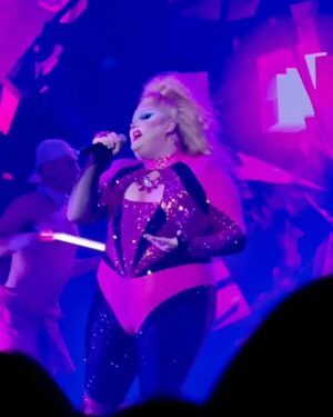Pixie Polite Instagram - All of my dreams, from the sky, drop like confetti 🎊 
•
Some actions shots from the crowd so far, please send me your photos if you have them 💖