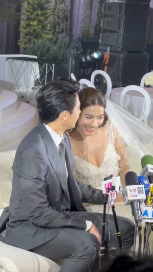 Piya Sawetpikul Instagram - #ก้องแอบดู #ก้องขอเผือก ❤️เห็นแล้วพี่ ดีใจและมีความสุขกับความรัก❤️ของน้องทั้ง2 ❤️มีความสุขมากๆนะคะ #รวมช๊อต #สุดหวาน #สุดโรแมนติก ในงาน #แต่งหมากคิม #markimthewedding #น่ารักที่สุดในจักรวาล🌍 #มีความสุขมากๆนะค่ะ #รักทั้งสองคนนะคะ #เรื่องนี้ต้องดู #chicplanner  @chicplanner