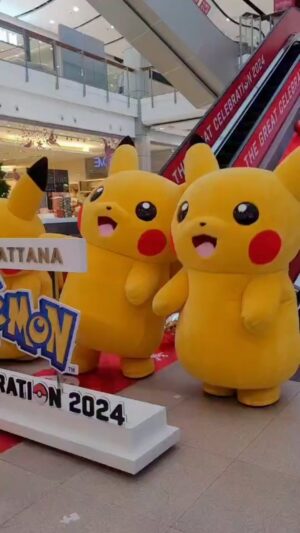 Piya Sawetpikul Instagram - #ก้องแอบดู #ก้องขอเผือก งาน The Great Celebration 2024 :Pikachu Special Dance in Thailand 02/11/23 #กลัฟคณาวุฒิ @gulfkanawut วง #viis #โปเกมอน #ปีกาจู 
#centralpattanaxgulf
#thegreatcelebration2024 #สุขทุกโมเมนต์ที่
เซ็นทรัล #เซ็นทรัลพัฒนา #centralpattana
#Pokemon #pokemon #Pikachu
#PikachuDance #pikachu
#gulfkanawut
#VIIS #เรื่องนี้ต้องดู