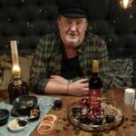 Plura Jonsson Instagram - Dagen före dopparedagen. Prova min alkoholfria #glögg #Plura. I samarbete med mästarblandarna på @vinfabriken #plurasjul #pluraskök #glögg