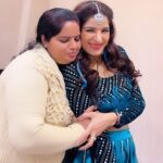 Poonam Dubey Instagram - Yes I’m the cutest one ❤️🧿 Trust na ho to meri mummy se puchh lo 😻😻😻😻 . . . . Thank you @hemlatasharma2022 di for always making me more beautiful by your amazing hairstyle and makeup 😍 Thank you @vidyamourya096 for the beautiful outfit