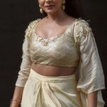 Poornima Indrajith Instagram - ✨ Wardrobe: @pranaahbypoornimaindrajith HMU : @makeupby_nami_ Pic : @nithin_c_nandakumar