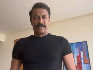 Prajin Padmanabhan Instagram - Wishes from my godfather @thondankani .he directed me for my first serial #ithu oru kaadhal kathai ...this is something so special for me 😇😇😇😇😇😇🎉🎊